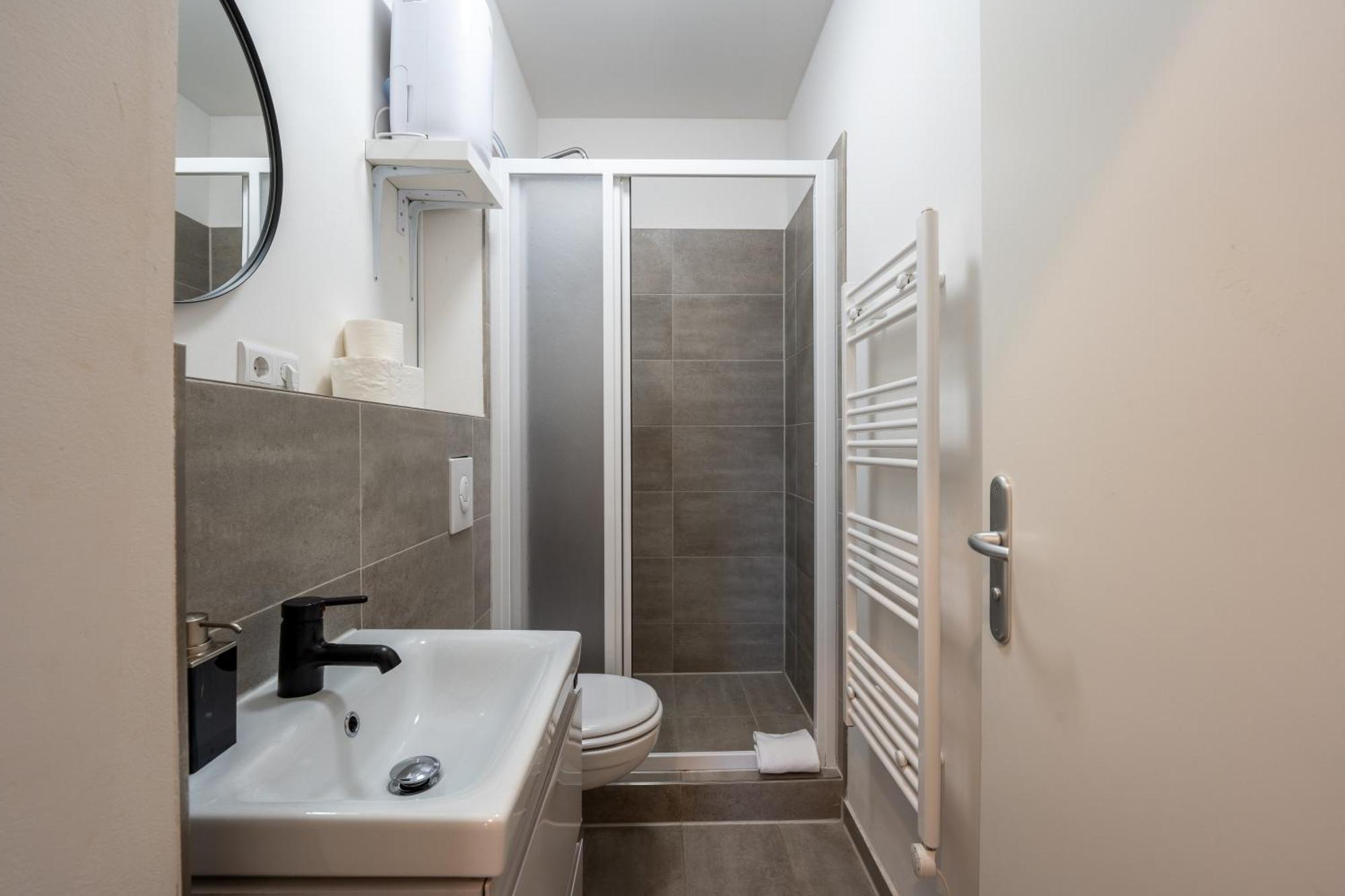 Modern, Central Flat With Workspace Berlin Zewnętrze zdjęcie